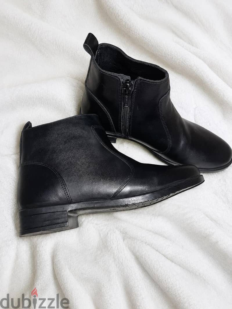 Half boot 1