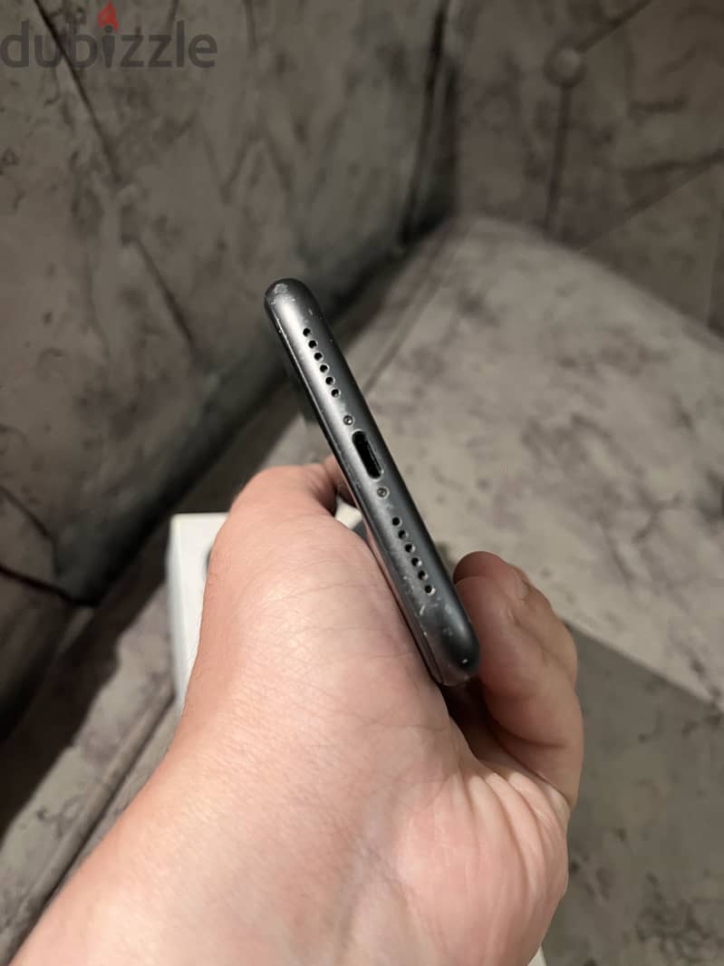 Apple - iPhone 11 1