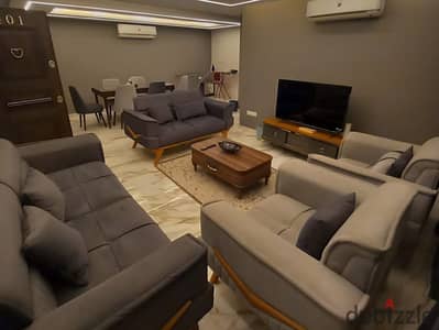Furnished hotel apartment with hotel finishing near Sheraton Hotel for upscale living in Dokki for daily and monthly rent for families
