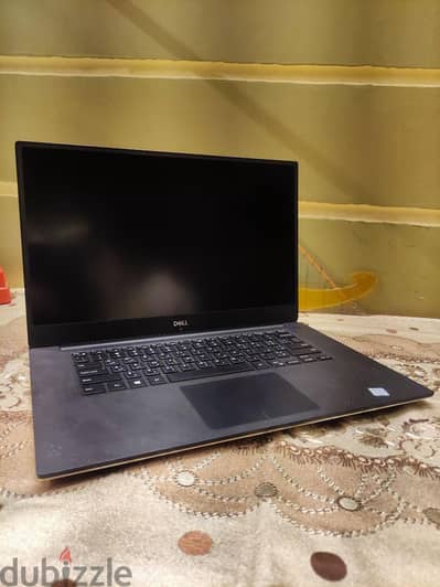 Dell Precision 5530 – i7 / 16GB RAM / Quadro P1000 4GB / SSD 512GB