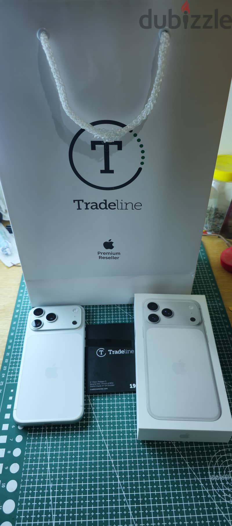 Apple - iPhone 17 Pro Max used like new 5