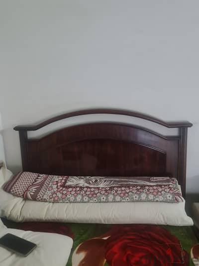 سرير خشب زان