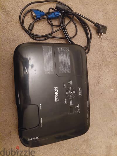بروجكتر epson eb x72
