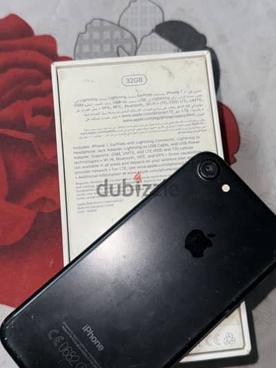 Apple - iPhone 7
