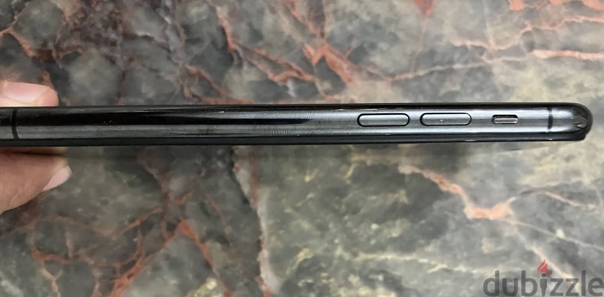 Apple - iPhone 11 Pro 2