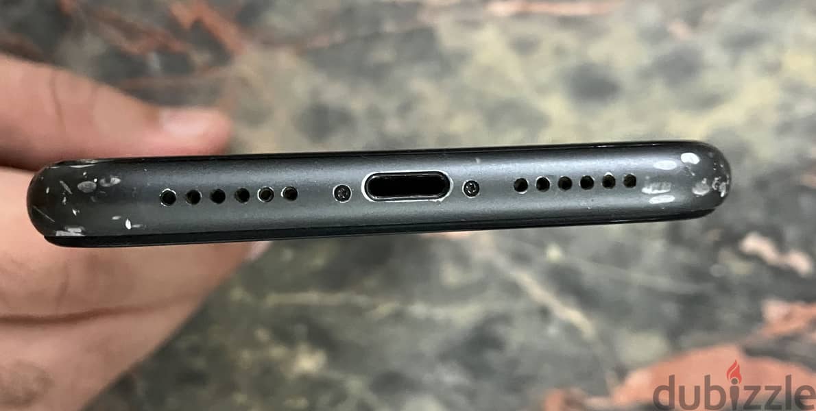 Apple - iPhone 11 3