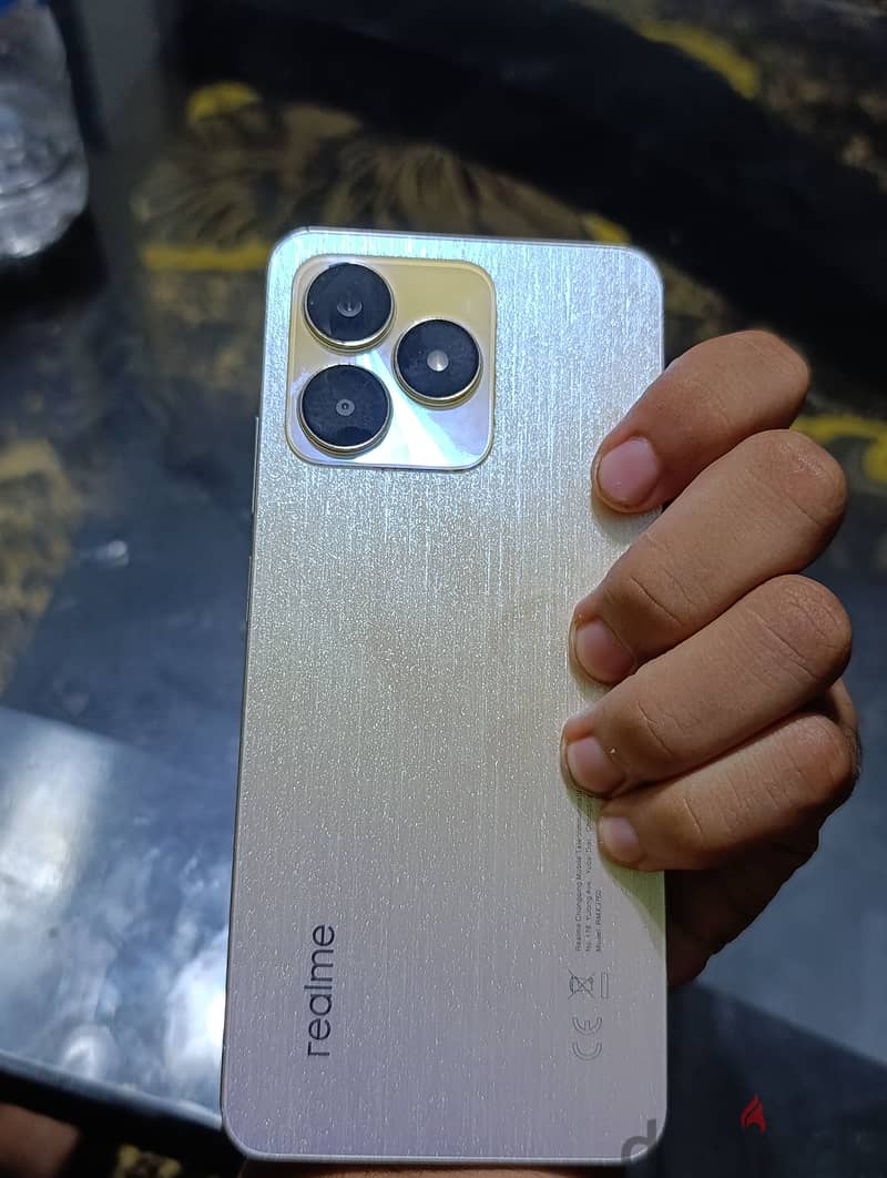Realme C53 1