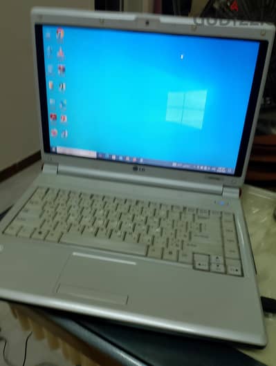 لابتوب 2009 ال جي