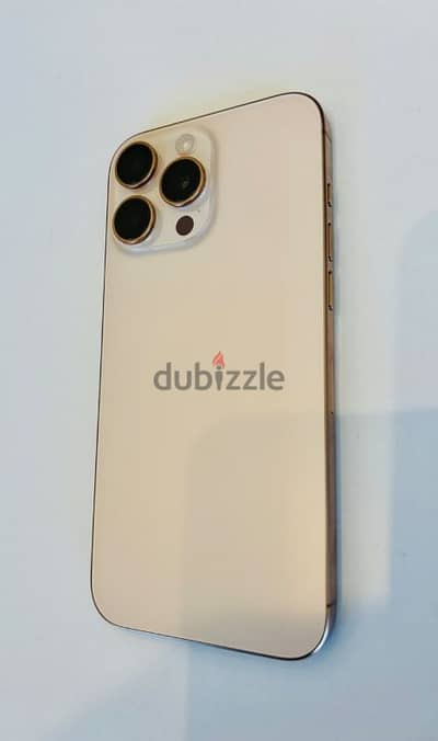 iPhone 16 pro max للبيع