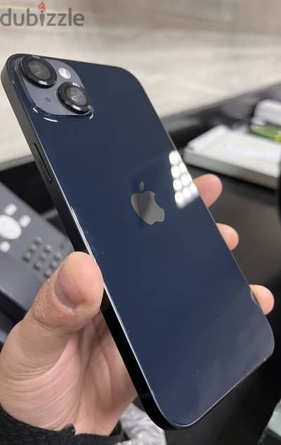 آبل - آيفون 14 بلس