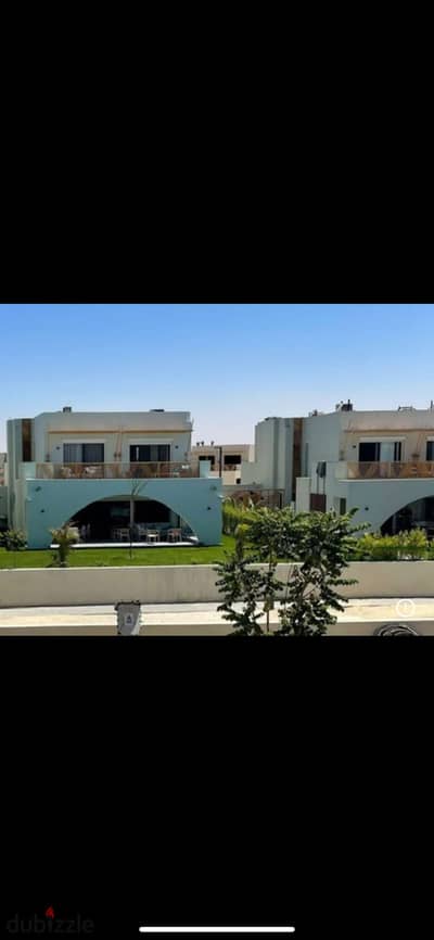 سعر السوق المنخفض  بلايا - غزلة - مستقل الصف الثاني مع كابينة  	الصف الثاني من البحر  •	المساحة المبنية : 814 متر مربع