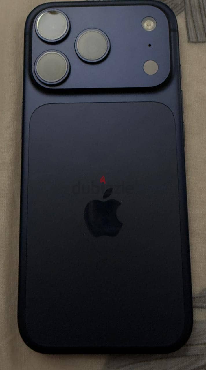 Apple - iPhone 17 Pro 3