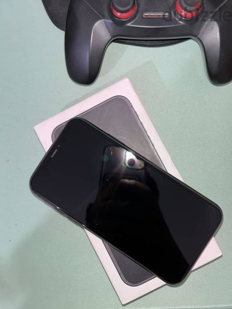 Apple - iPhone 11 1