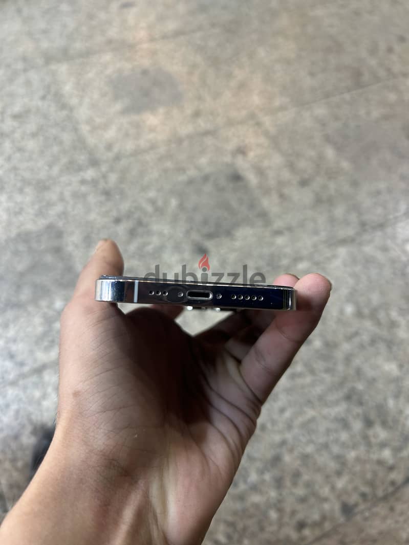 Apple - iPhone 13 Pro 1