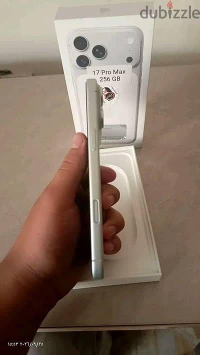 Apple - iPhone 17 Pro Max