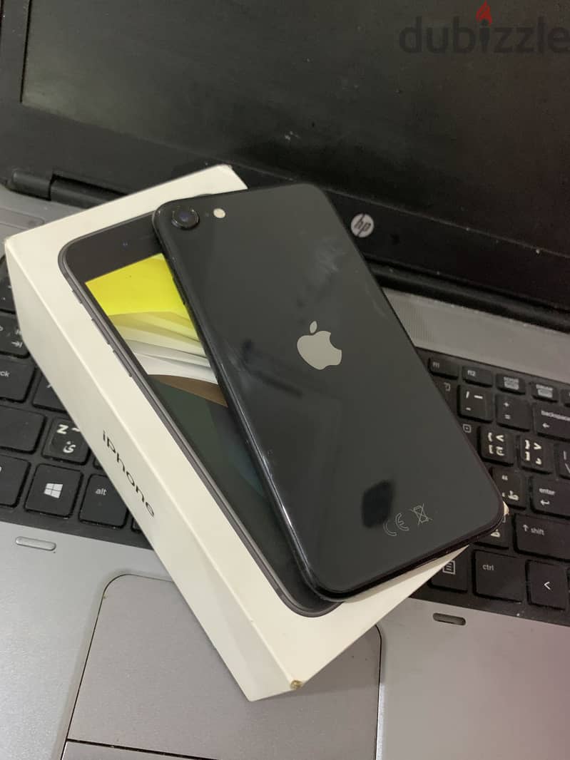 Apple - iPhone SE 1
