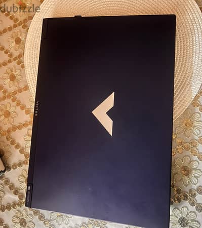 HP VICTUS 16