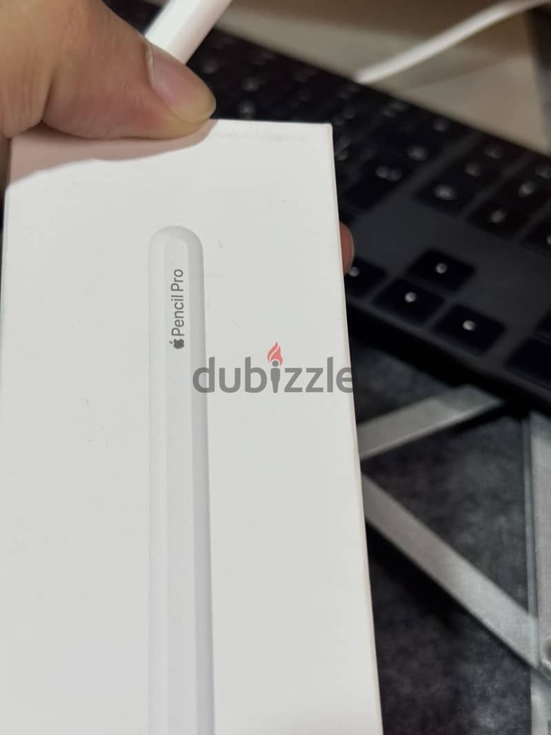 Ipad pro 11 inc M5 256g & apple pencil pro 10
