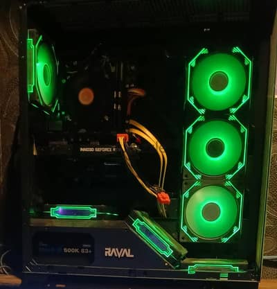 personal computer for sale كمبيوتر للبيع.