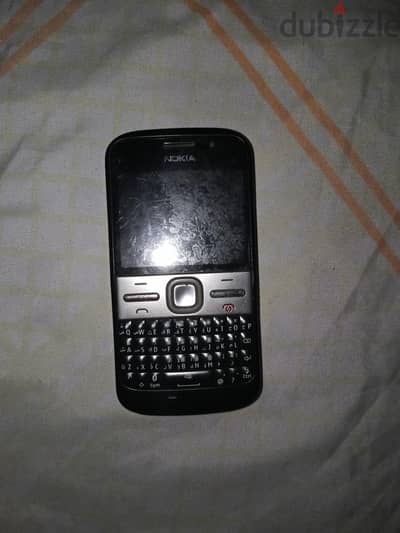 Nokia E5-00 أصلي قديم (قطع غيار أو بحالته)