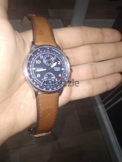 ساعه fossil hybrid ب3500ج