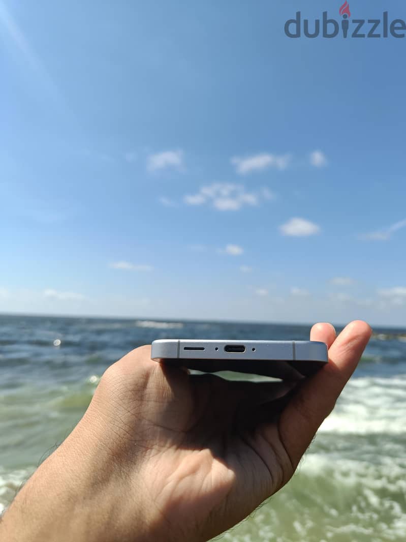 Samsung galaxy S24 FE 2