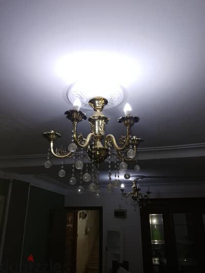 نجف نحاس مستعمل يشبه الجديد