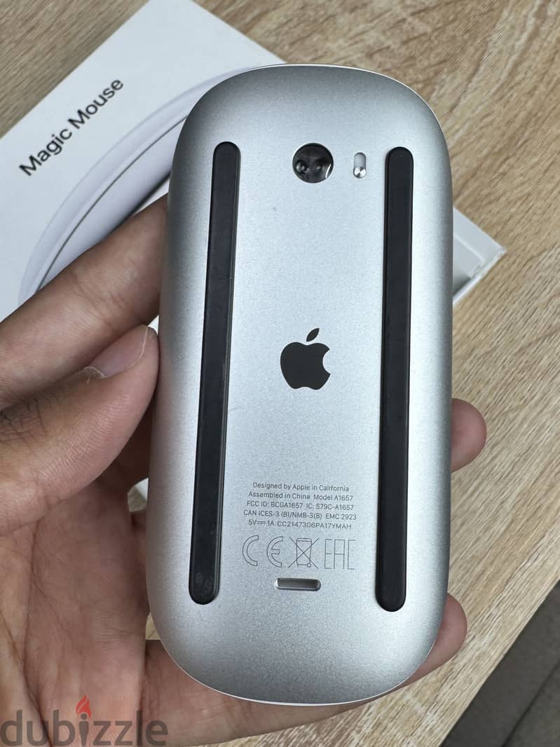  Apple Magic Mouse 2 - Full box - Like New  1