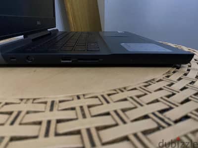 Laptop dell Inspiron 15 i7 Intel Core i7-7700HQ