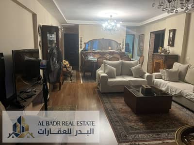 شقة للبيع في كمبوند بافاريا تاون زهراء المعادي