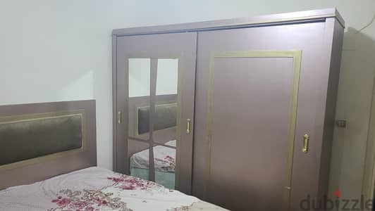 غرفة نوم كامله  خشب كونتر تقيل شبه الجديد
