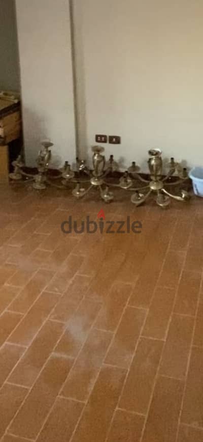 ثلاث نجفات نحاس اصفر اصلي بالكريستال استخدام ممتاز للسفر ٦ ازرع