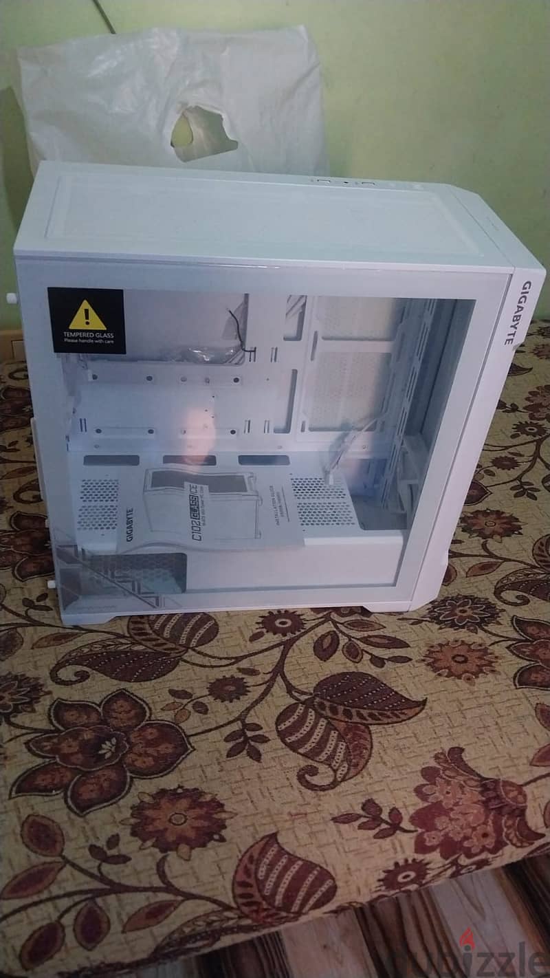 Gigabyte Case 1