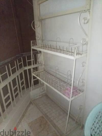 رف زرع للحديقه و البلكونات