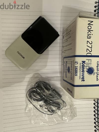 Nokia 2720 Flip
