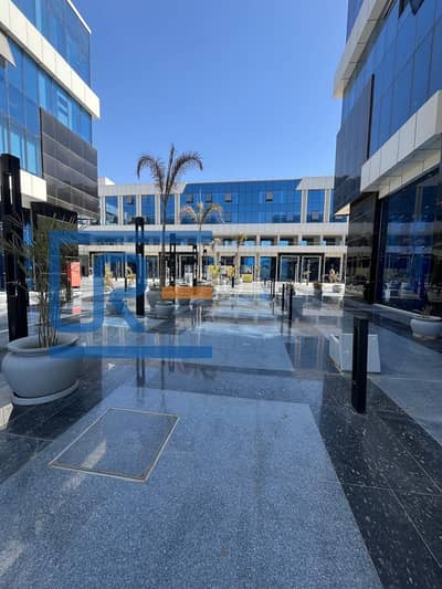 Clinic for Sale in Park Yard Mall