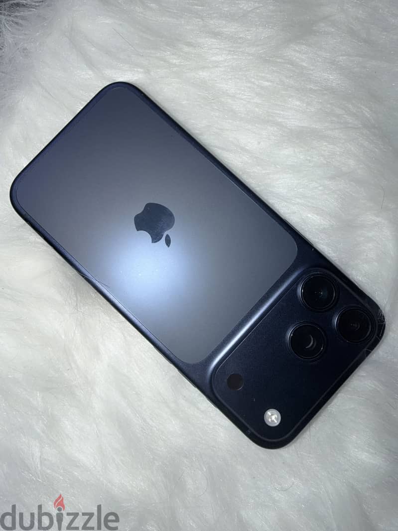 Apple - iPhone 17 Pro Max 2