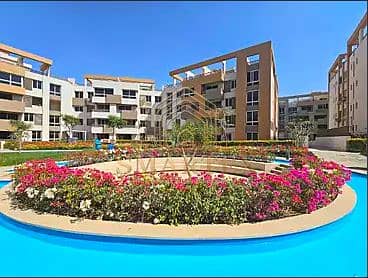 Luxurious Ground Floor Apartment with Private Garden for Sale in Granda El Shorouk