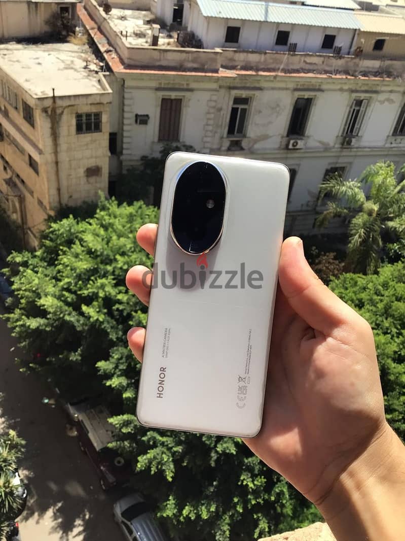 Honor 200 Pro 7