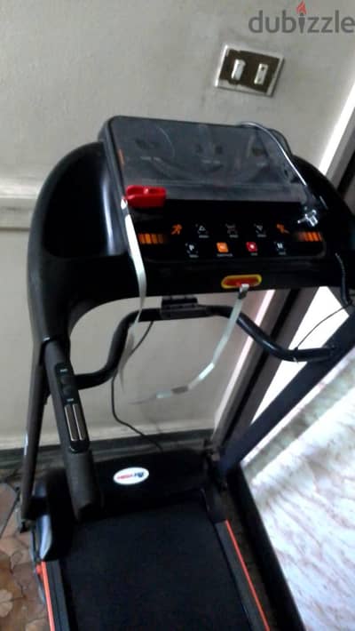 treadmill ميجا فوكس ١٢٠ كيلو حالة ممتازة