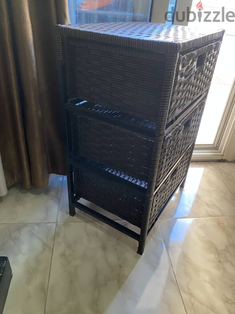 Room cabinet 1