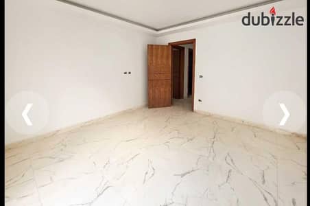 For sale, an apartment in the most upscale compound in the First Settlement, in front of Al Rehab, and 3 minutes to the Suez Road.