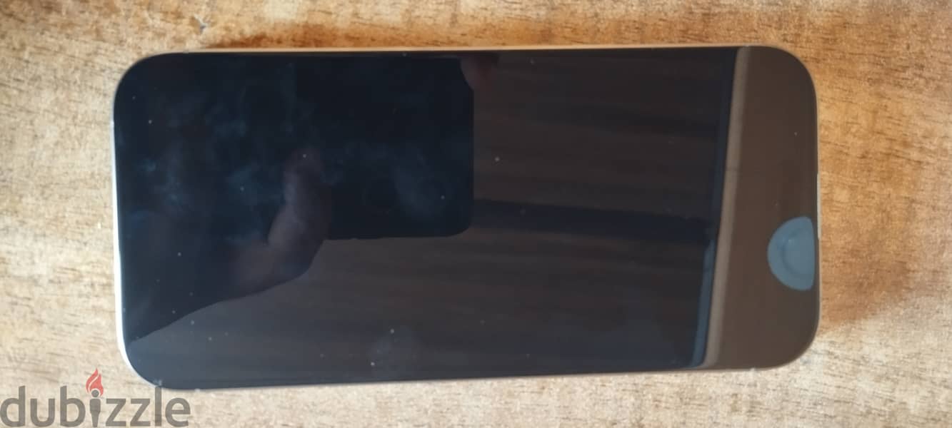 iPhone 16 pro 1