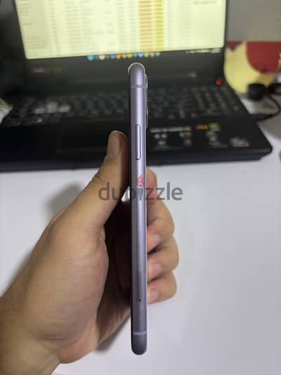 Apple - iPhone 11