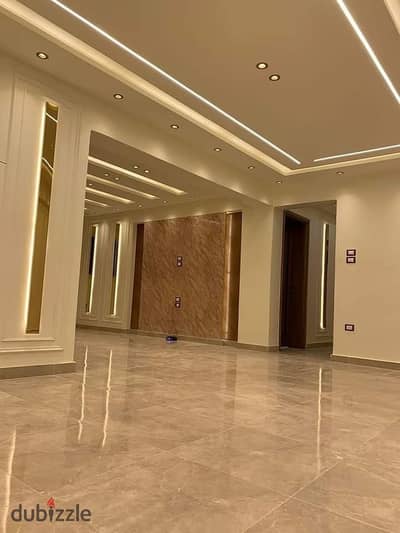 Apartment 159m² / Finished / For sale in installments over 10 years