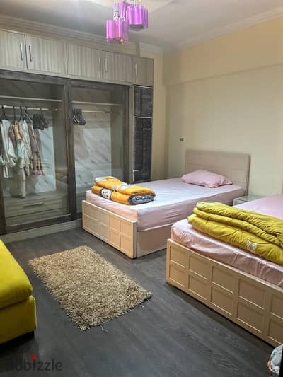 Available for living or investment in Al Rehab City, Phase 9: Apartment with an area of ​​197 square meters + a 50-square-meter garden. Sale includes