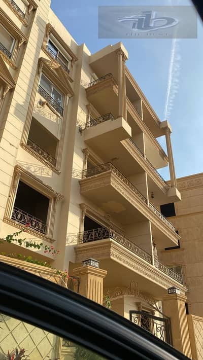 For sale: an apartment in the Southern Lotus