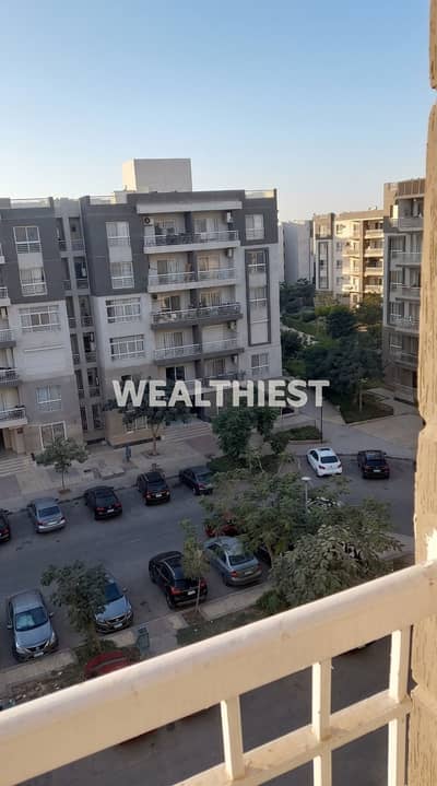 Fully immediate-delivery B12 apartment with 5-year flexible installments in a strategic spot near The Strip Madinaty