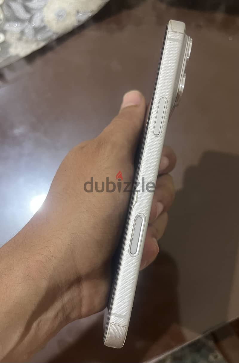 Apple - iPhone 17 Pro Max 2