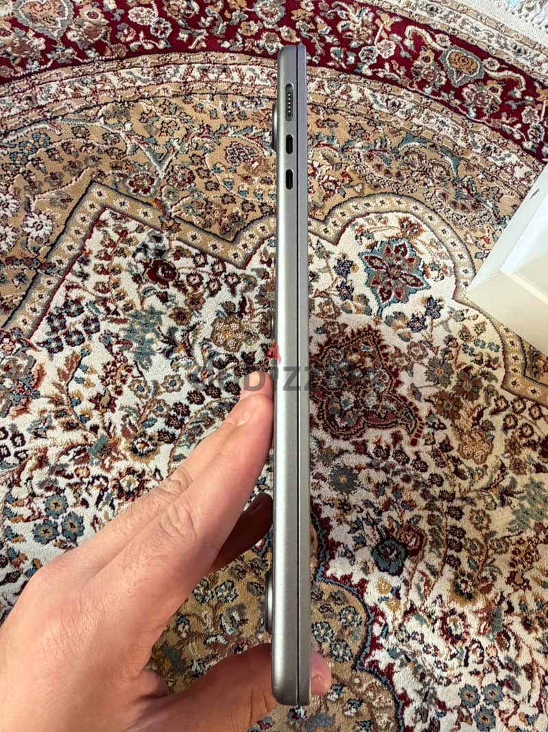 MacBook Air m2 15 inch 6